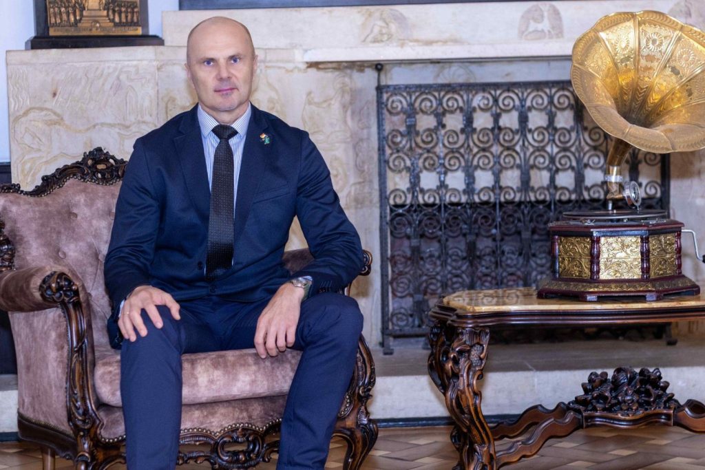 EkoGroup și Cătălin Cârcu: inovație constantă în publicitatea DOOH 1 EkoGroup și Cătălin Cârcu: inovație constantă în publicitatea DOOH